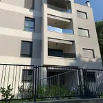 Natasa 公寓 科斯特雷纳